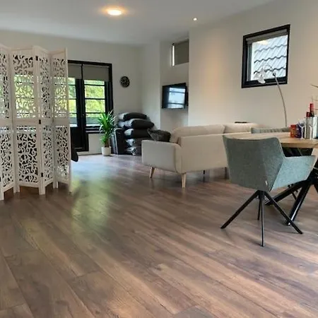 Aan De Gracht Apartamento